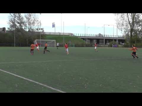 9 nov 2013 Sporting 70 B1 - VV De Meern B2 com 2-3 Schitterende redding Rainier