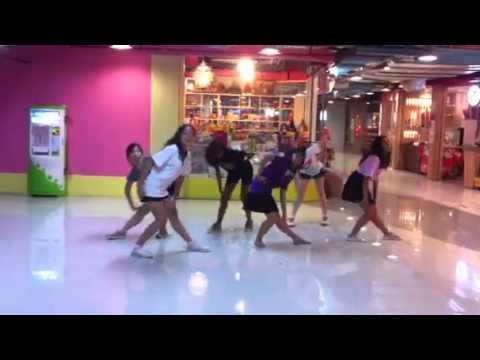 A-freya cover AOA - Get out