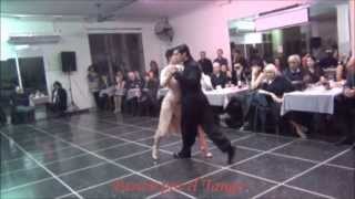 JIMENA HOEFFNER y FERNANDO CARRASCO bailando el Tango GIME EL VIENTO en FLOREAL MILONGA