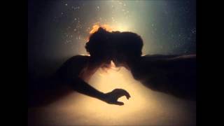 Iyeoka - I Am Descending