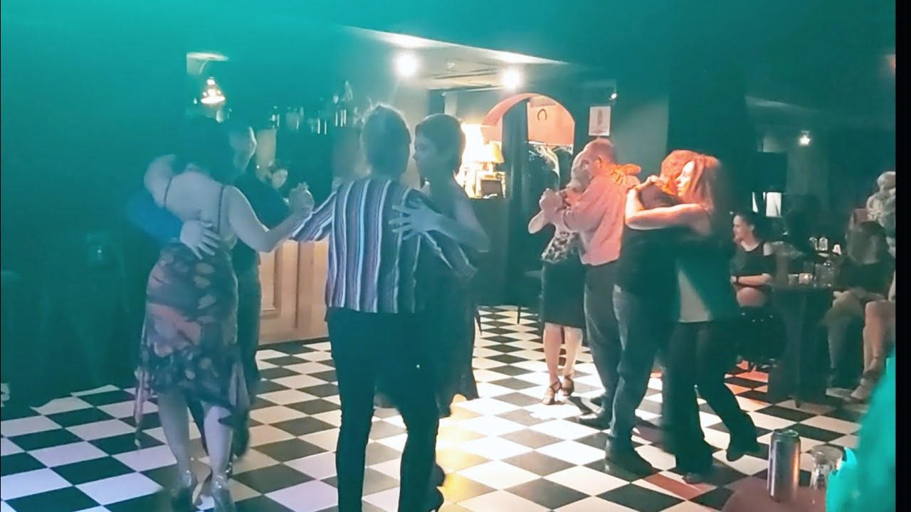 Tanda de Aníbal Troilo Instrumental. TDJ Aldo Orrego - Milonga "RECUERDO" en Ushuaia ❤️