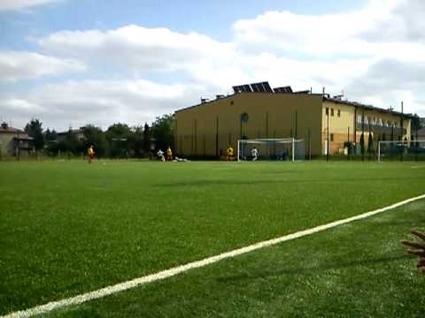 OZS Guzikówka Krosno - Sokół Domaradz (0:2 Rafał Hus)