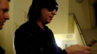 MARILYN MANSON BEFORE THE SHOW WITH FANS. ITALIA Treviso/Milano 2009 High end of low