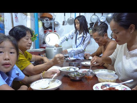 Lunch Ideas - Salty Crabs, Sausage, Sour Fish Soup With Eggplant