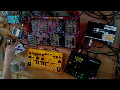 Live Acid Techno Improvisation with Digitakt, TD-3 & AE Modular - "It's Getting Better"