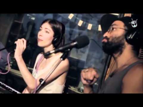 Chairlift - Party (Beyonce Cover)