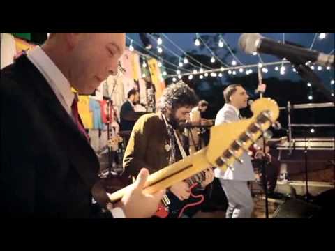 Invejoso - Arnaldo Antunes e Fernando Catatau (Ao Vivo Lá Em Casa)