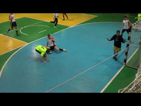 13 КУ 8 Status M   Мустанг 1 тайм