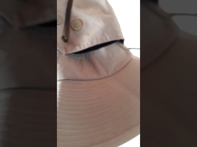 Vídeo relacionado con Mr and Mrs EST 2023 Sombreros para hombres y mujeres, sombreros de novio de novia, juego de gorras de béisbol bordadas en 3D, regalos de boda para parejas, Sombrero Mr negro y sombrero rojo de señora,