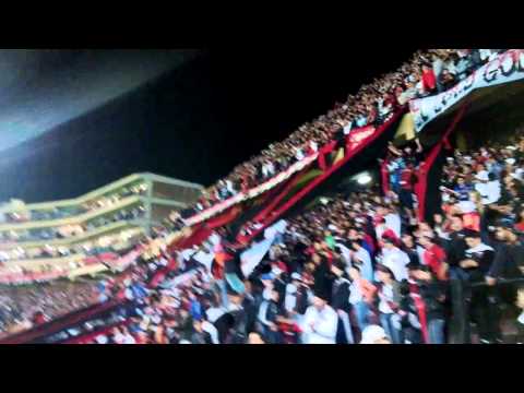"Colon... Esta es tu Hinchada â™ªâ™«" Barra: Los de Siempre &bull; Club: Colón