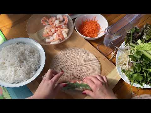 How To Make Vietnamese Fresh Spring Rolls/Homemade Peanut Sauce For Vietnamese Spring Rolls