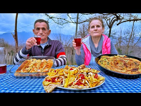 Albanian Traditional Pies – Spinach, Salami, and Onion Perfection! 🥮🇦🇱✨