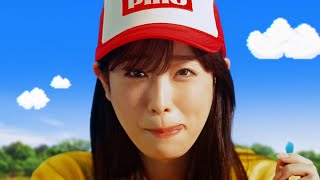 高橋ひかる、キュートな“高橋名人”に！ 本物の高橋名人と連射対決!?　「ピノゲー」キャンペーンウェブ動画