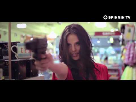 Chrizzo & Maxim feat. Amanda Wilson - Runaway (Official Music Video) [HD] kinoglazik.ru