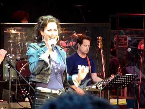 Pfingstgala Tecklenburg 2011 / Pia Douwes - I feel like a woman