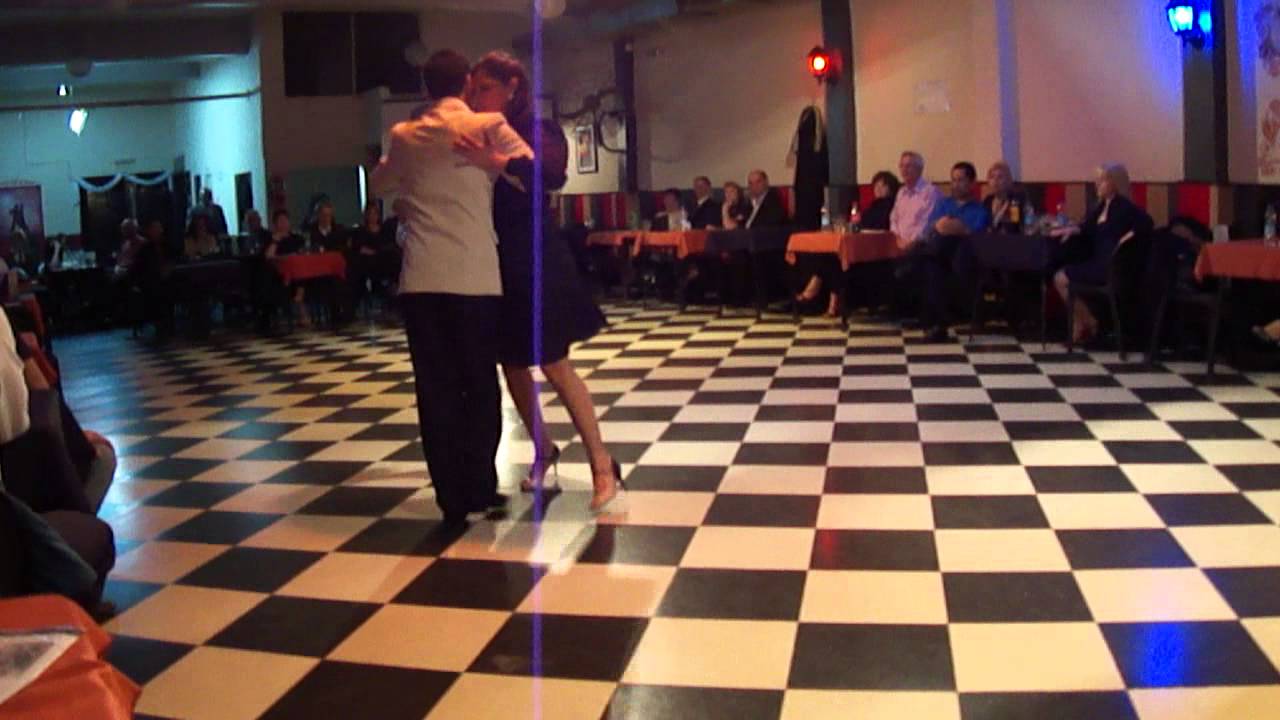 Sin Rumbo, bailan Miriam Copello y Cristian Correa 1/3