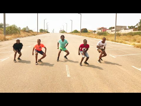 HiperEscola_-_Nastra com poster(Aí só pengua_#brazucas_#tiktok