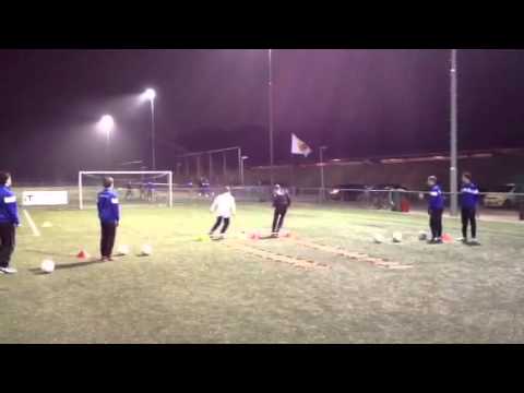 Voetbal training C1 SV Reeshof.