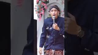 Download lagu Ya Rasulullah Salamun Alaik || Gus Ulinnuha #sholawat #gusulin #viral #ulinnuhacilacap #ulinnuha mp3