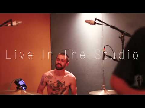 "'Sleepy Dog' - Live Performance" *REUPLOAD* (App State, Boone NC Recording Studio)