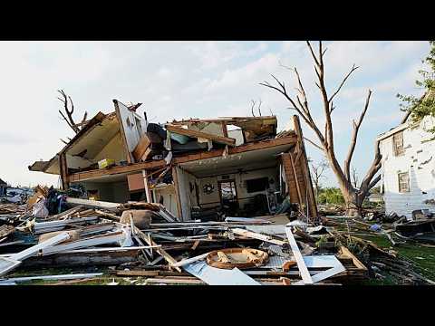 Video Thumbnail: Tornado in Wisconsin: Häuser beschädigt, Straßen voller Trümmer