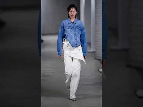 Marrknull SS22 runway show