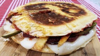 Bazlamada Süper Tost Tarifi - Kahvaltılık Tarifler - Harbi lezzet