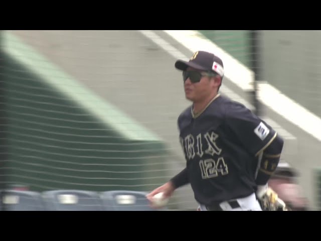 【농장】 버파 로즈 · 엔도 나리 타사 후방의 플라이를 배주하면서 슬라이딩 캐치!! 2025년 7월 17일 후쿠오카 소프트뱅크 호크스 대 오릭스 버팔로스