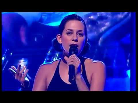 D'Sound - Ain't Giving Up (TV performance)
