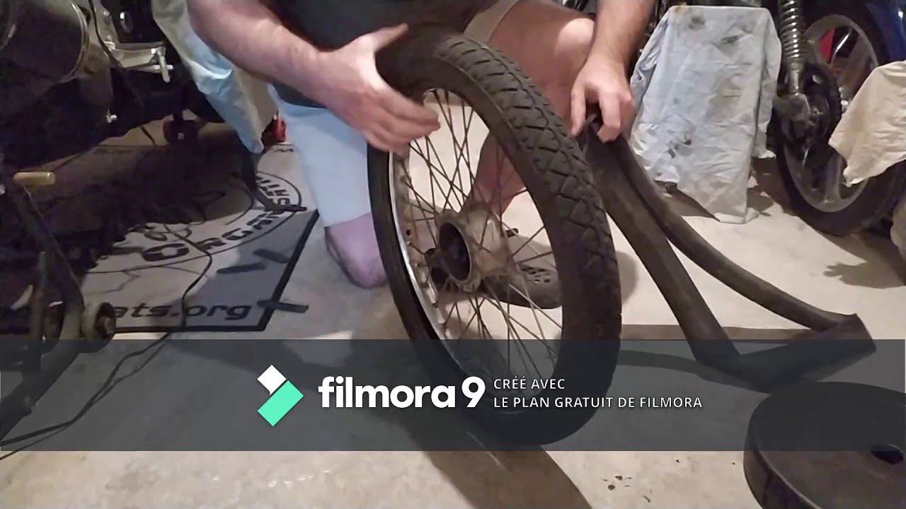 MONTER UN PNEU A LA MAIN !!!