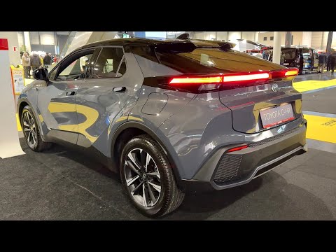 New TOYOTA C-HR 2026 - FIRST LOOK & visual REVIEW (UPDATED model)