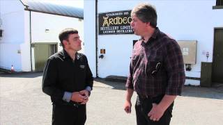 preview picture of video 'Ardbeg Distillery Isle of Islay - some great views and information'