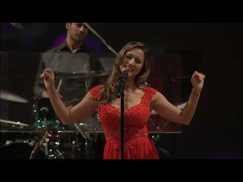 Lola Ponce Full concert - Teatro Colon - Buenos Aires Argentina.