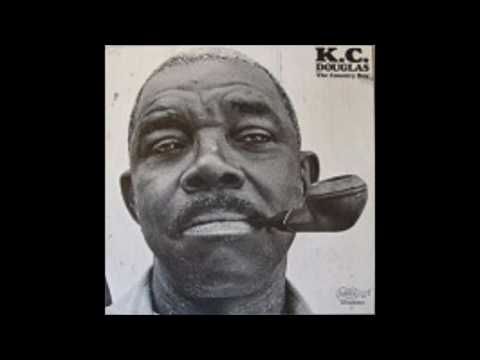 K.C. DOUGLAS (Sharon, Mississippi, U.S.A) - Catfish Blues