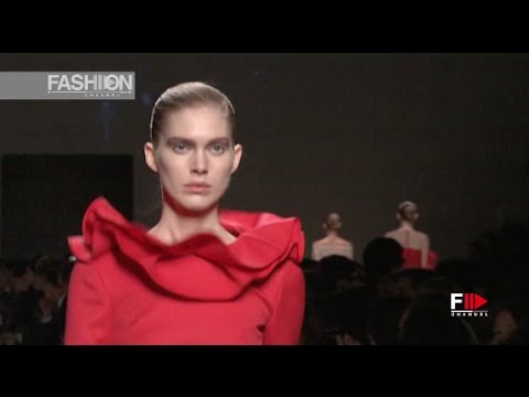 VALENTINO Paris Autumn Winter 2010-11 - Fashion Channel