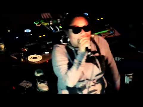 TORITA V.I.C FT SOFGAB - LA VIDA NO ES FACIL