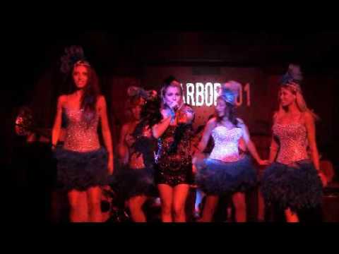 "Uptown Funk" and "Crazy in love" by Anna Mattar & Dancers