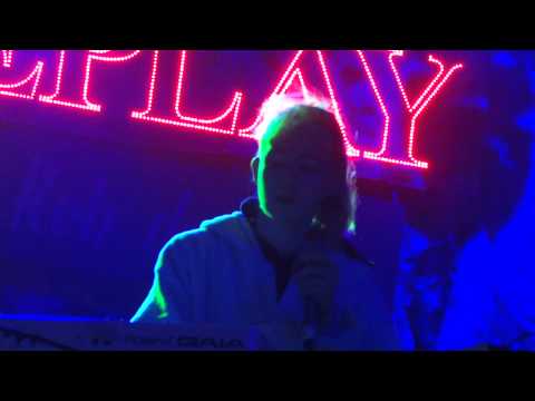 Grimes - Symphonia IX (My Wait Is U) - Bestival 2012