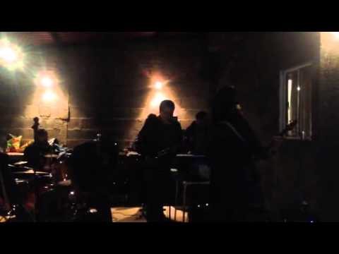 Los del fondo ska- el fantasma de la rana