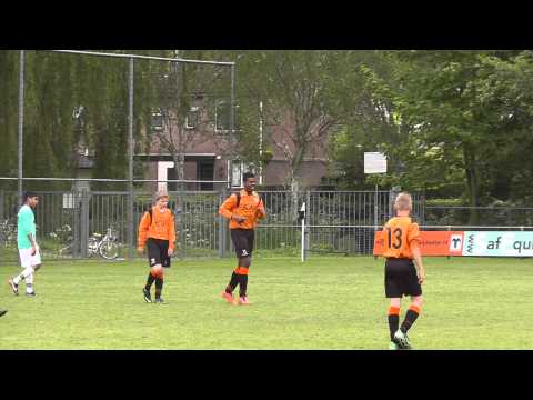 18 mei 2013 Toernooi Wieldrecht - VV De Meern C1 - Dordrecht C1 2-0 Vinny schijnt gescoord te hebben