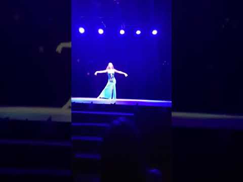 Enta Omri , Gala alumnas 2019 . Santiago -CHILE