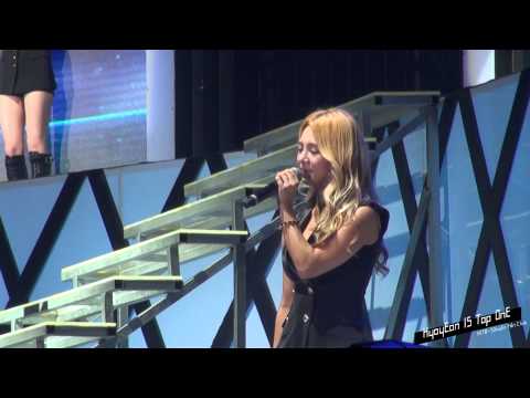 HITO Fancam - 효연(Hyoyeon) 140930 ShenzhenFM Back Hug