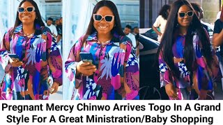 Pregnant Mercy Chinwo Arrives Togo In A Grand Style For A Great Ministration.