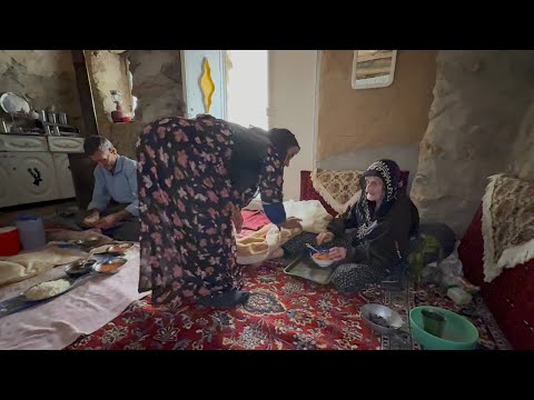 Daily Struggle of a Blind 100-Year-Old Grandma | Mountain Life Documentary