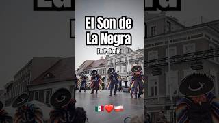 🇲🇽 Son de la Negra en Polonia. México encantó a todos los Polacos ❤️ ¡Emblema de Jalisco!