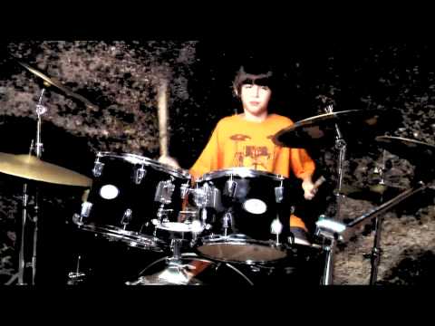 Jeremy drumming (polyrhythm)