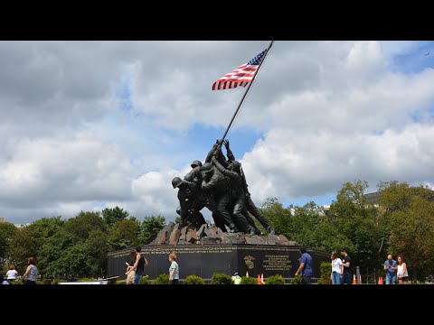 image-How many Marines were killed on Iwo Jima?