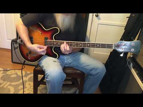 Musima Hollow Body Bass image 9