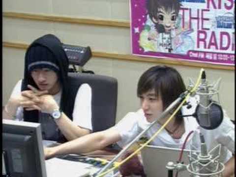 Sukira 2007.06.13 - A little quick sitting dance by Eunhyuk