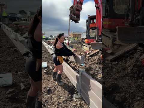 Retaining wall build